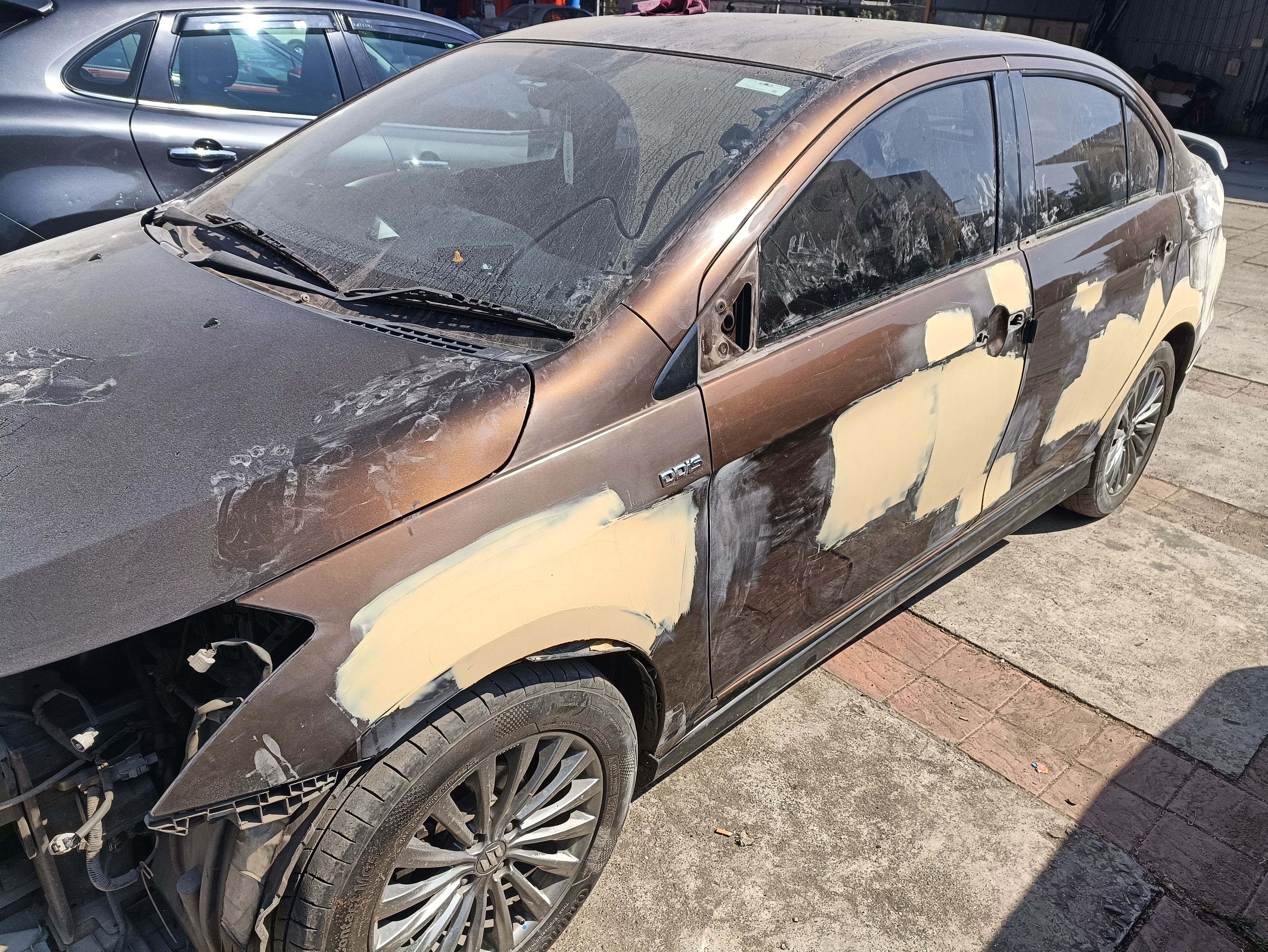 Denting. Painting & Accident Repairs